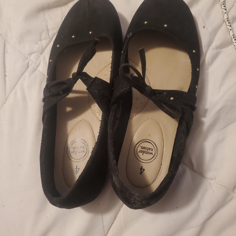 Girls flats